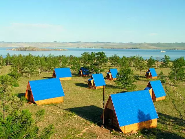 ພັກຜ່ອນຢູ່ Lake Baikal.