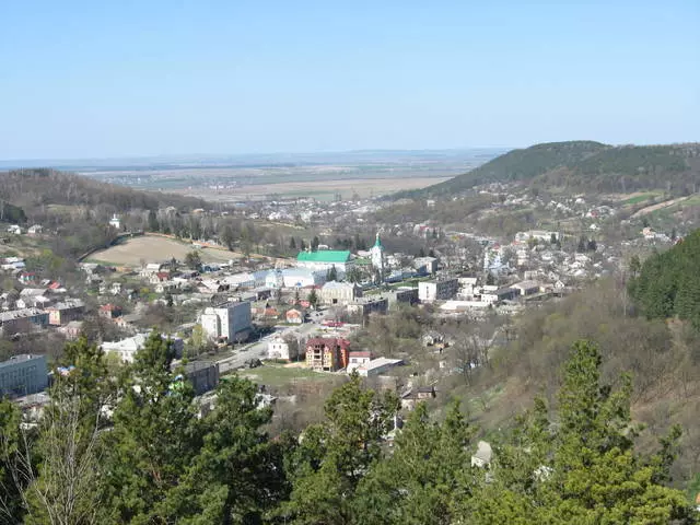 Budaya dan nyaman ternopil (fayan misto ternopil) 9437_17