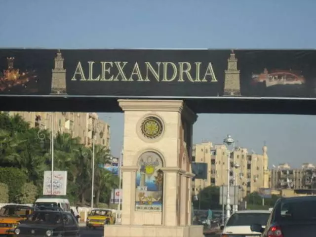 Alexandria - Petermptian Pearl ໂດຍນັກທ່ອງທ່ຽວທີ່ບໍ່ມີຕົວຕົນ 9578_1