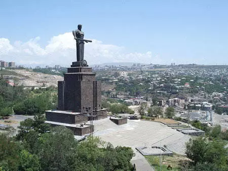 Unde să mergi cu copiii din Yerevan? 9685_8