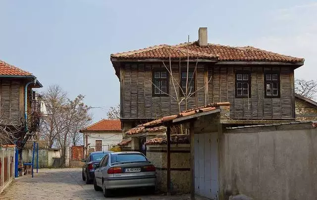 Cihên herî balkêş ên li Pomorie. 9957_9