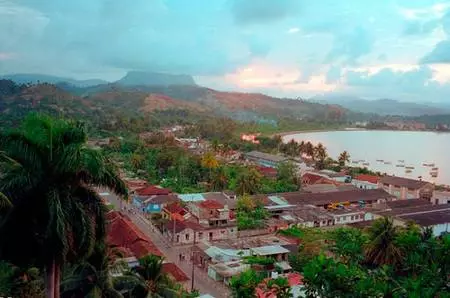 ಬರಾಕೋಗೆ ಭೇಟಿ ನೀಡುವ ಆಸಕ್ತಿದಾಯಕ ಸ್ಥಳಗಳು ಯಾವುವು? 9972_2